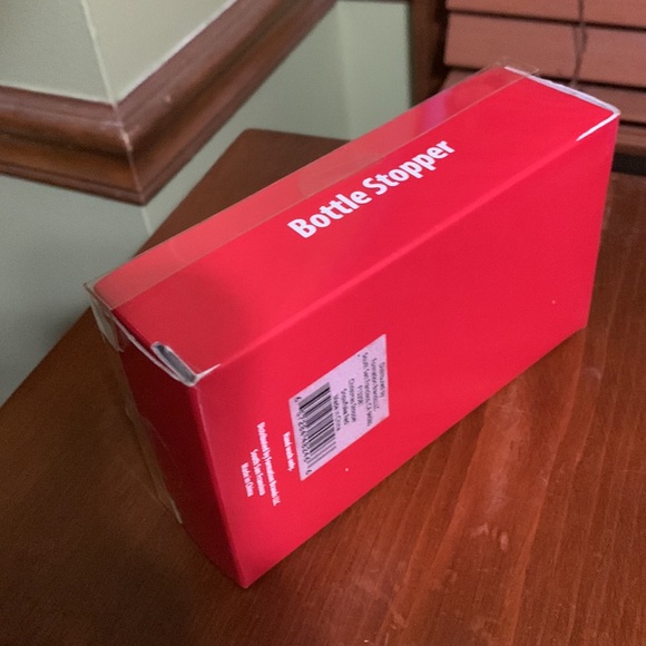 Snowflake Wine Bottle Stopper - Picture 4 of 6